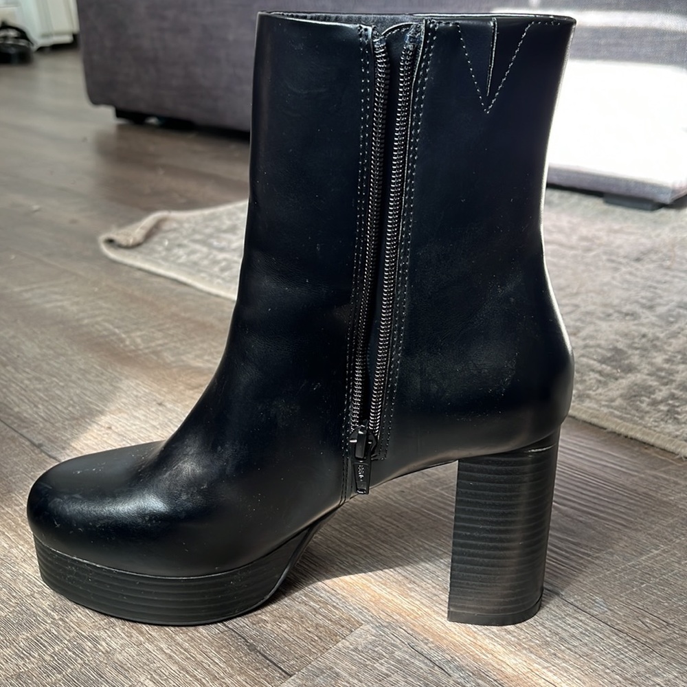 h & m black booties - Picture 3 of 3